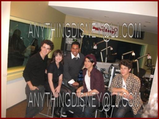 Jonas Brothers and Demi Lovato Pictures from RADIO DISNEY INTEVIEW Taking